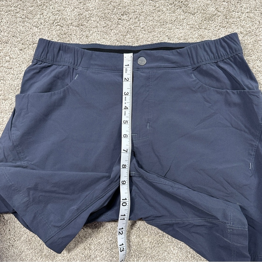 Arc’teryx Women’s Alroy Short 7” Mid Rise Lightweight Outdoor Hiking in Navy 6 - Picture 12 of 16